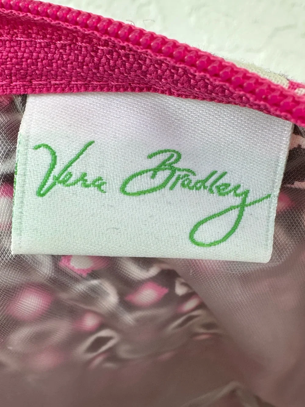 Vera Bradley tag clean