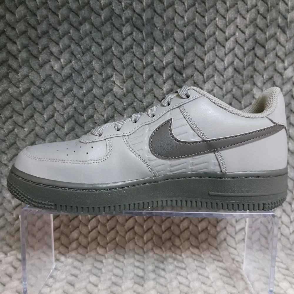 Nike Air Force 1 GS Low Cool Gray Anthracite Sneakers Shoes Size 4.5Y Women's 6