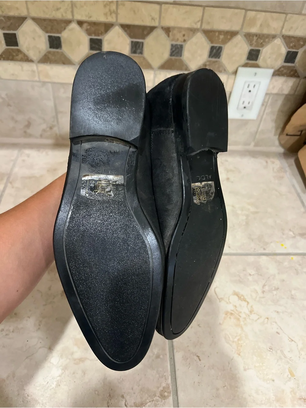 Aldo black modern chukka