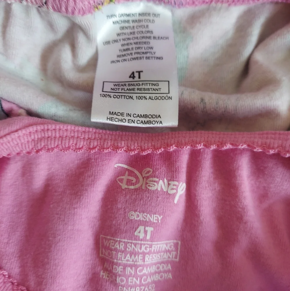 ⭐️5/$30 Disney Princess pajamas,  4T, pink