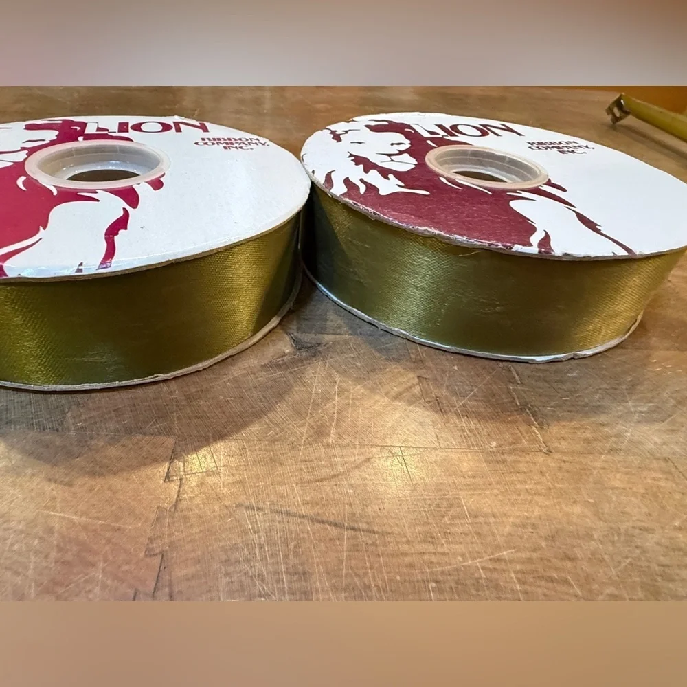 2 Lion Brand Moss Green Ribbon Spools 100 yards