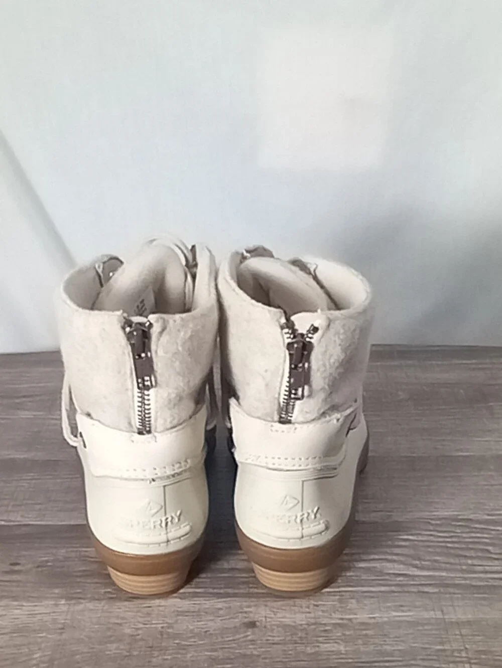 Sperry white saltwater