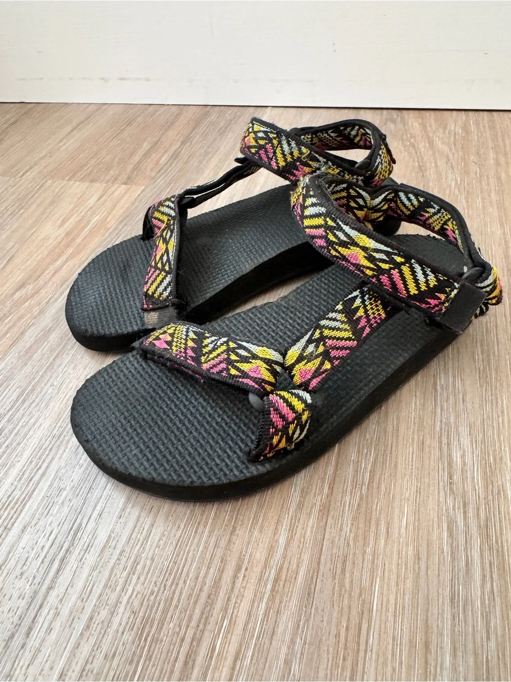 Teva Original Universal Kids Sandals Size 13 Colorful Geometric Strappy Shoes