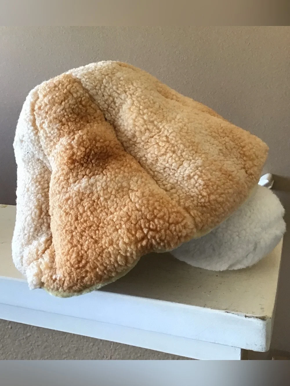 Unbranded this plush