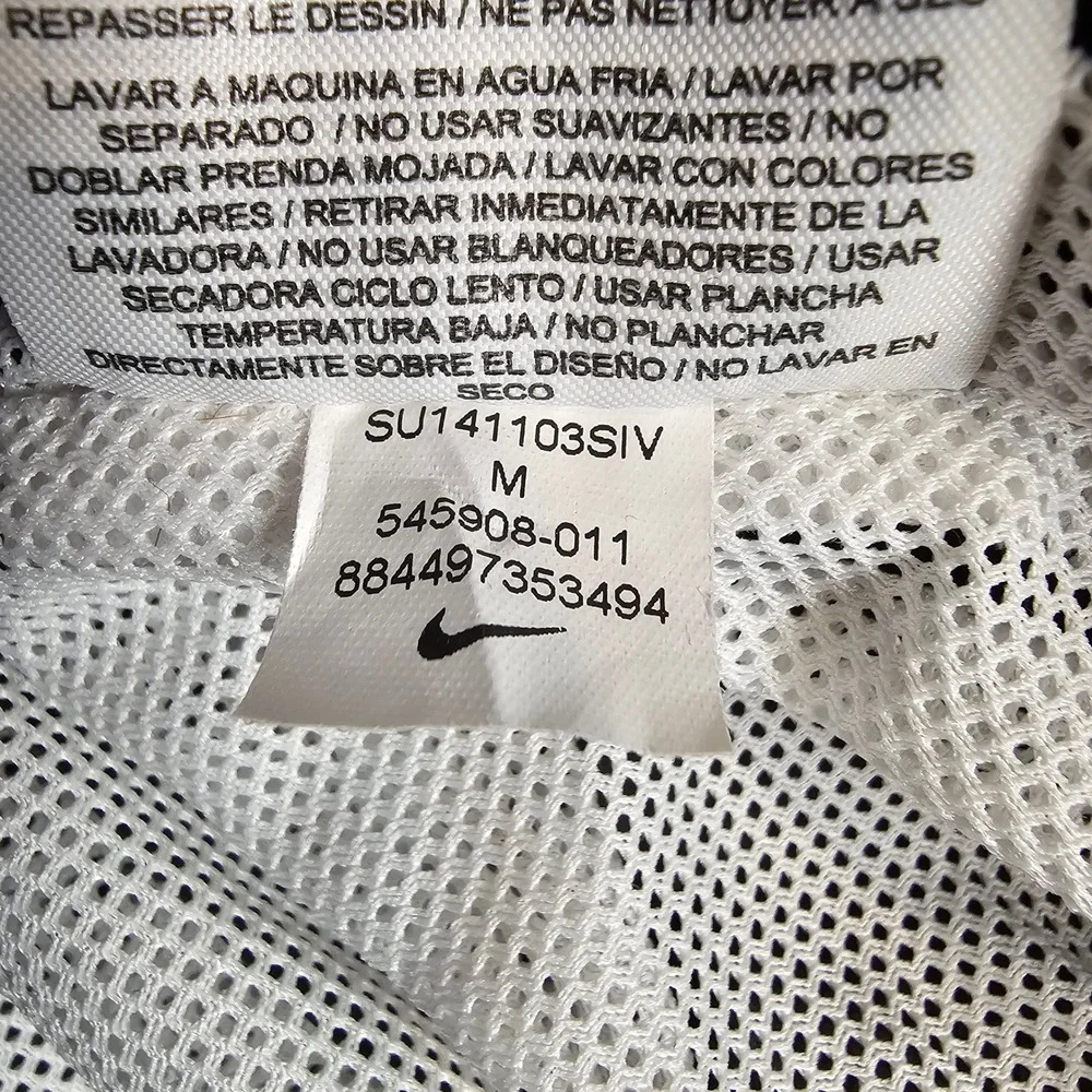 Nike windrunner hooded