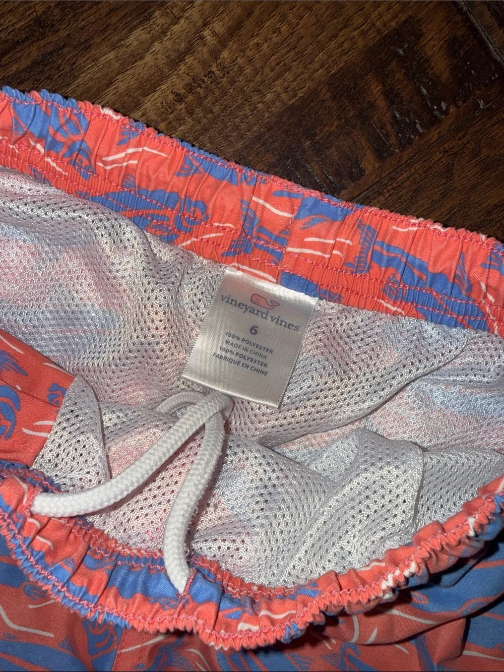 Vineyard Vines lightweight swim
