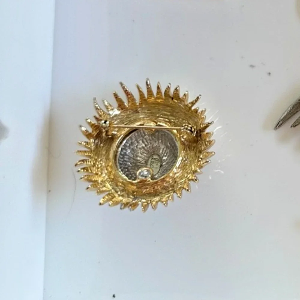 Vintage Signed Ledo Polcini Rhinestone Domed Mum Flower Gold Tone Brooch