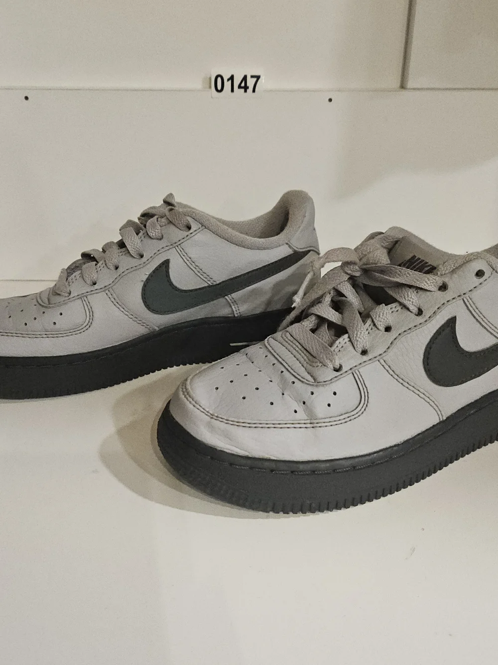 Nike classic low