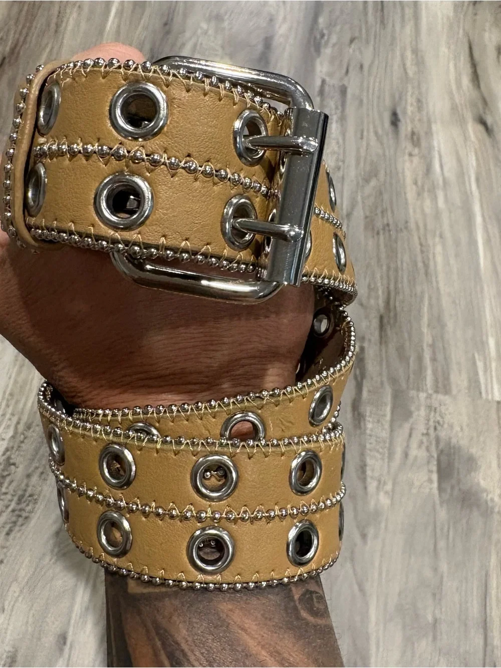 Women’s Tan Fashion Belt Adjustable Size