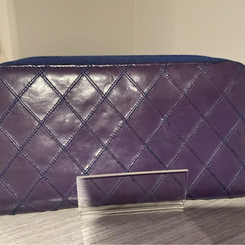 CHANEL questions leave