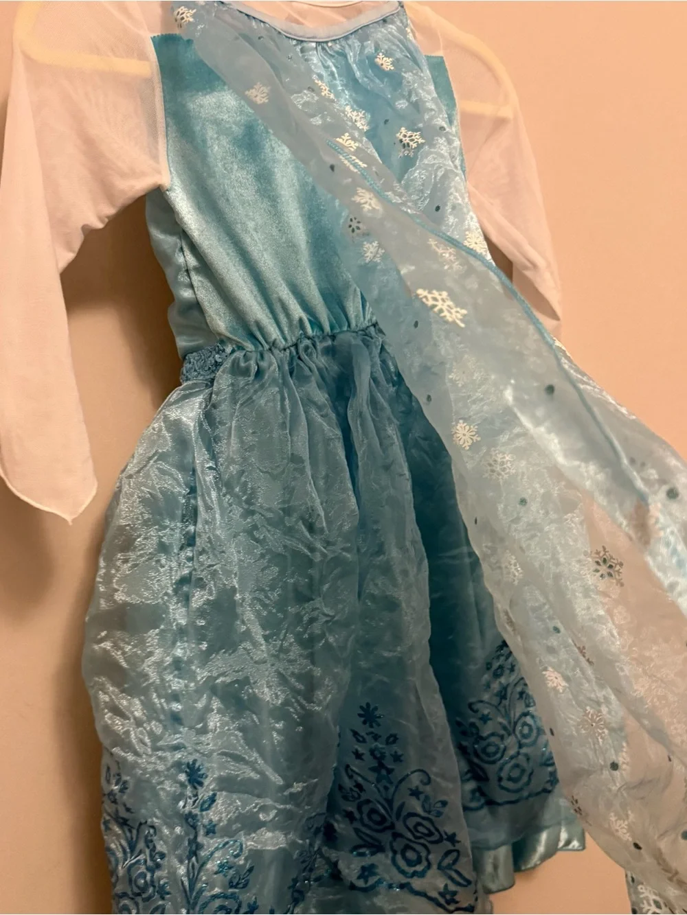 N/A sparkling blue