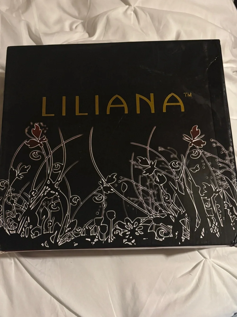 Liliana opening upper