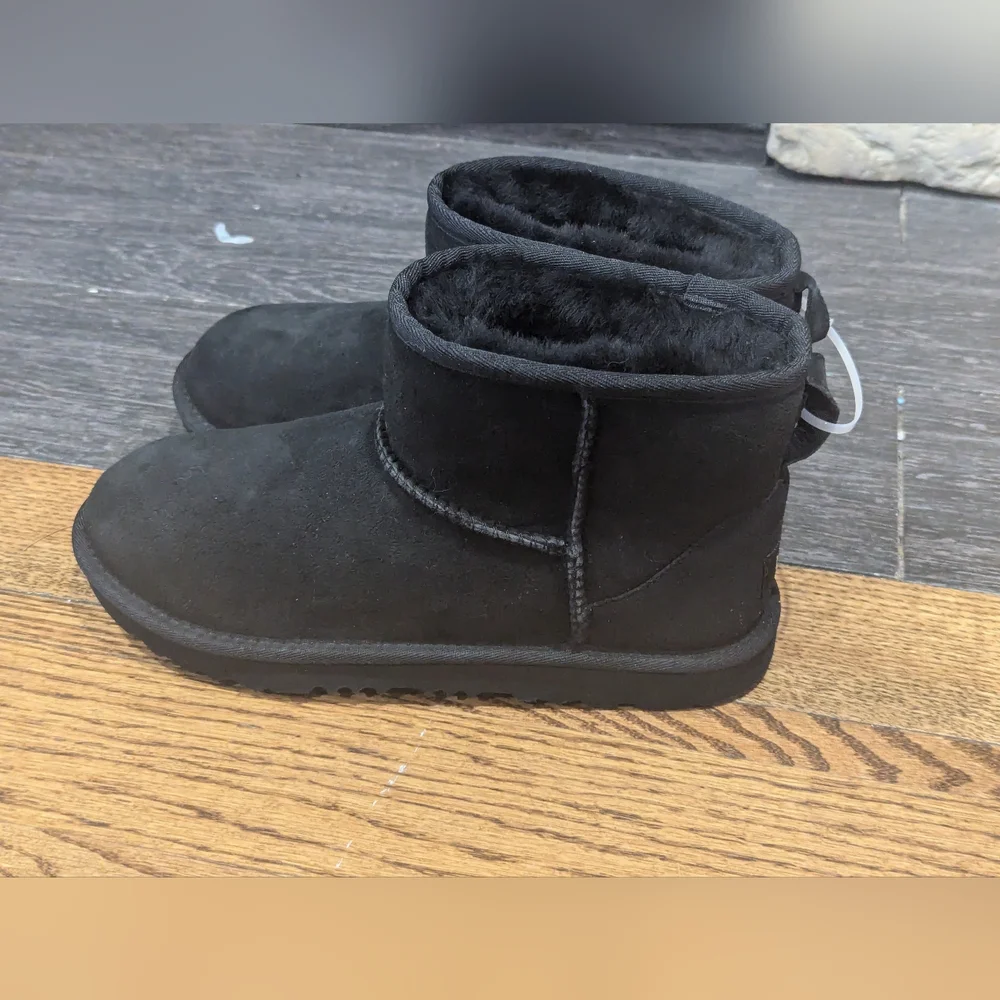 UGG new no