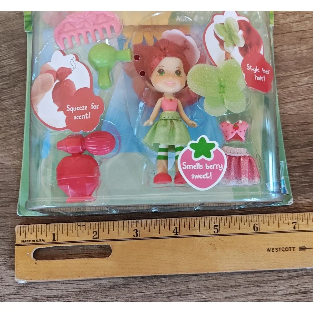 Hasbro strawberry shortcake