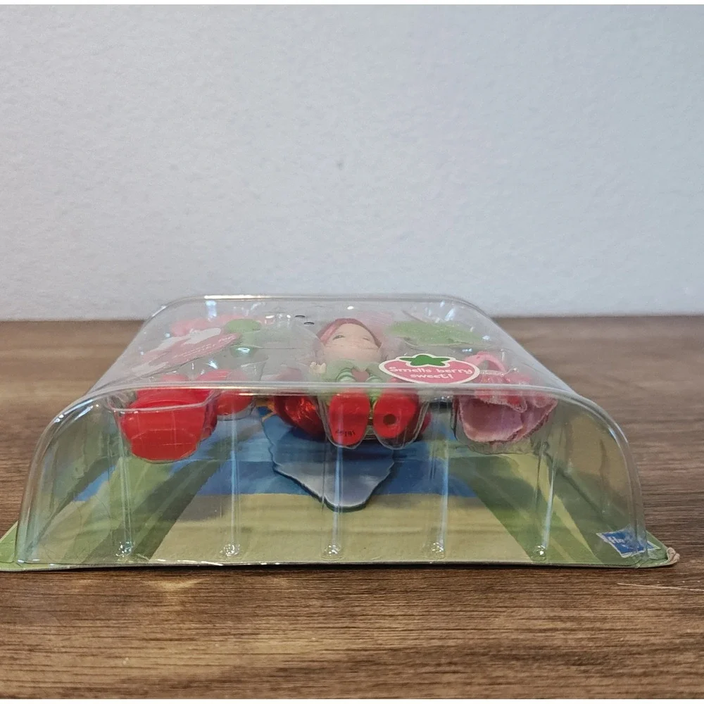 Hasbro strawberry shortcake