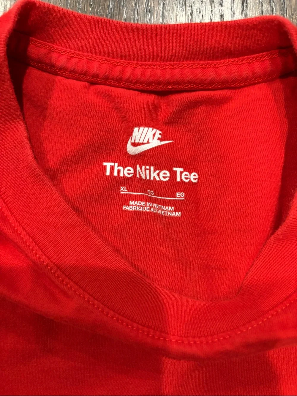 Kids X-Large Nike Red Graphic Tee with Small Front Logo and Back Logo