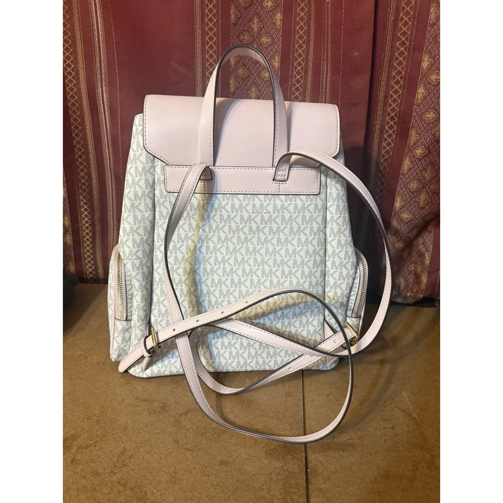 Michael Kors carry your