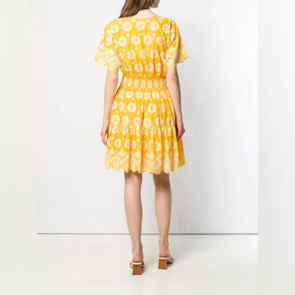 Tory Burch excellent all