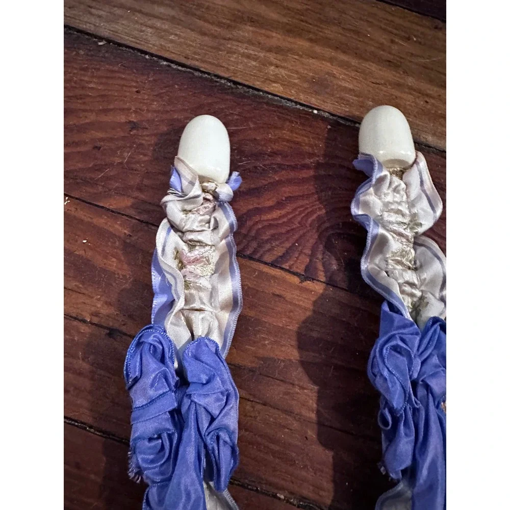 Mon Petit Shoe Vintage Style Wooden Shoe Trees Blue Satin Ruffle Ribbon Pair