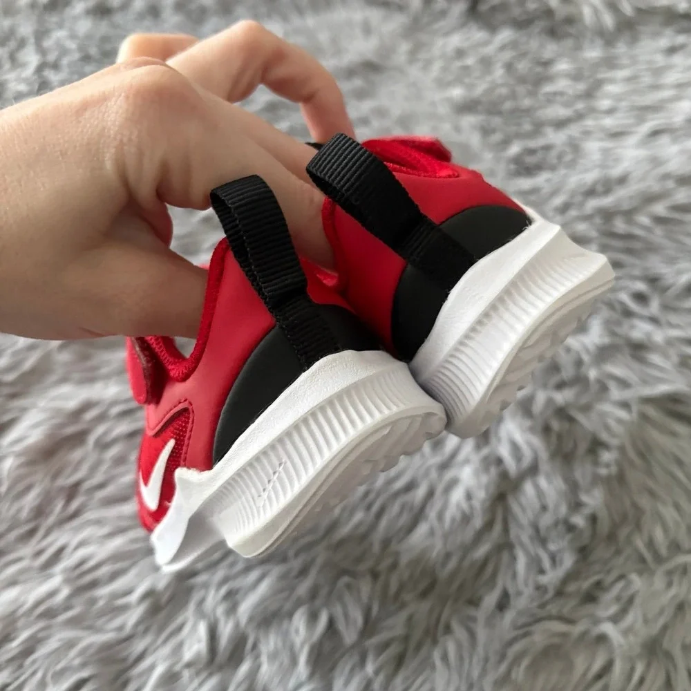 Nike sneakers ed