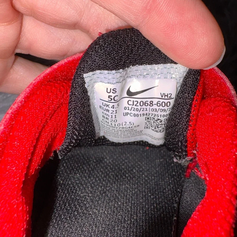 Nike sneakers ed
