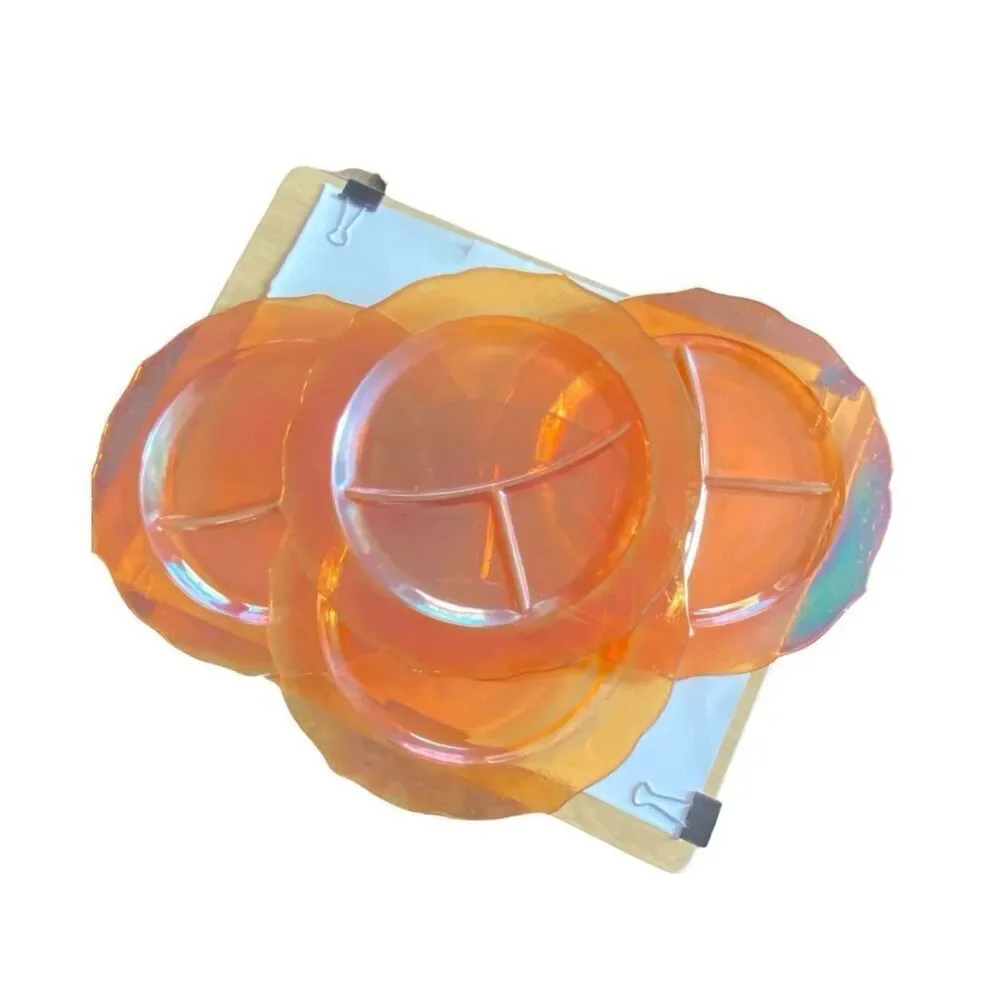 Federal Glass Normandie Lattice & Bouquet Sunburst Marigold Iridescent Grill Pla