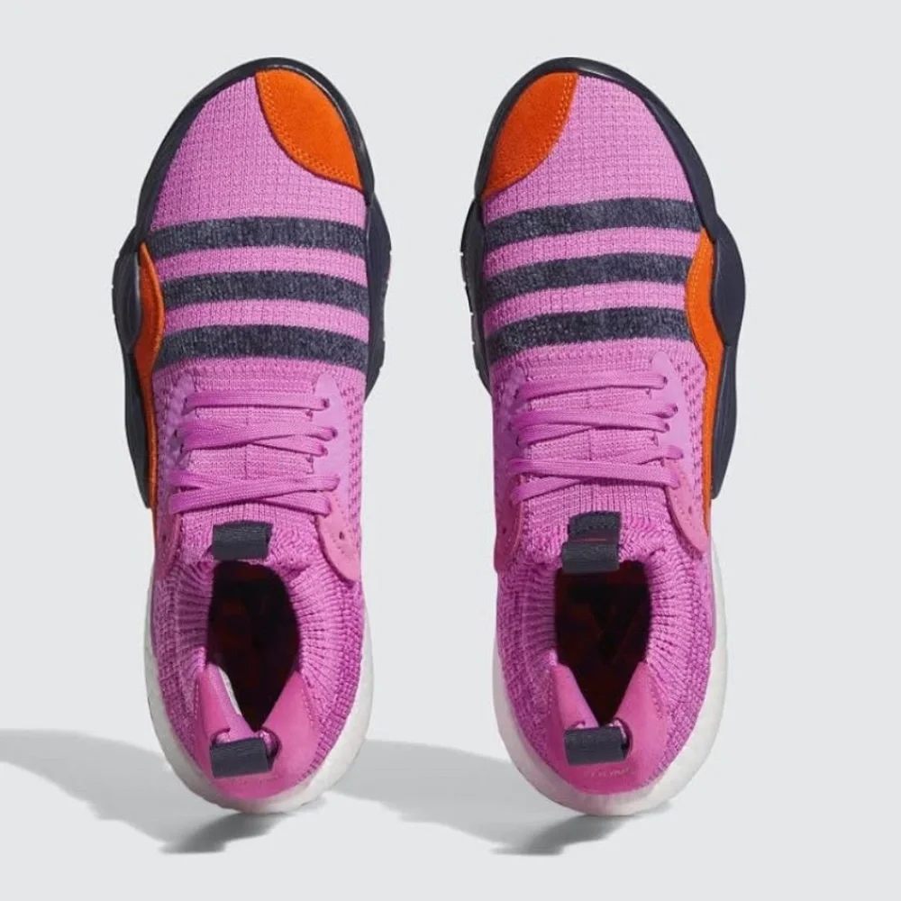 adidas eye catching
