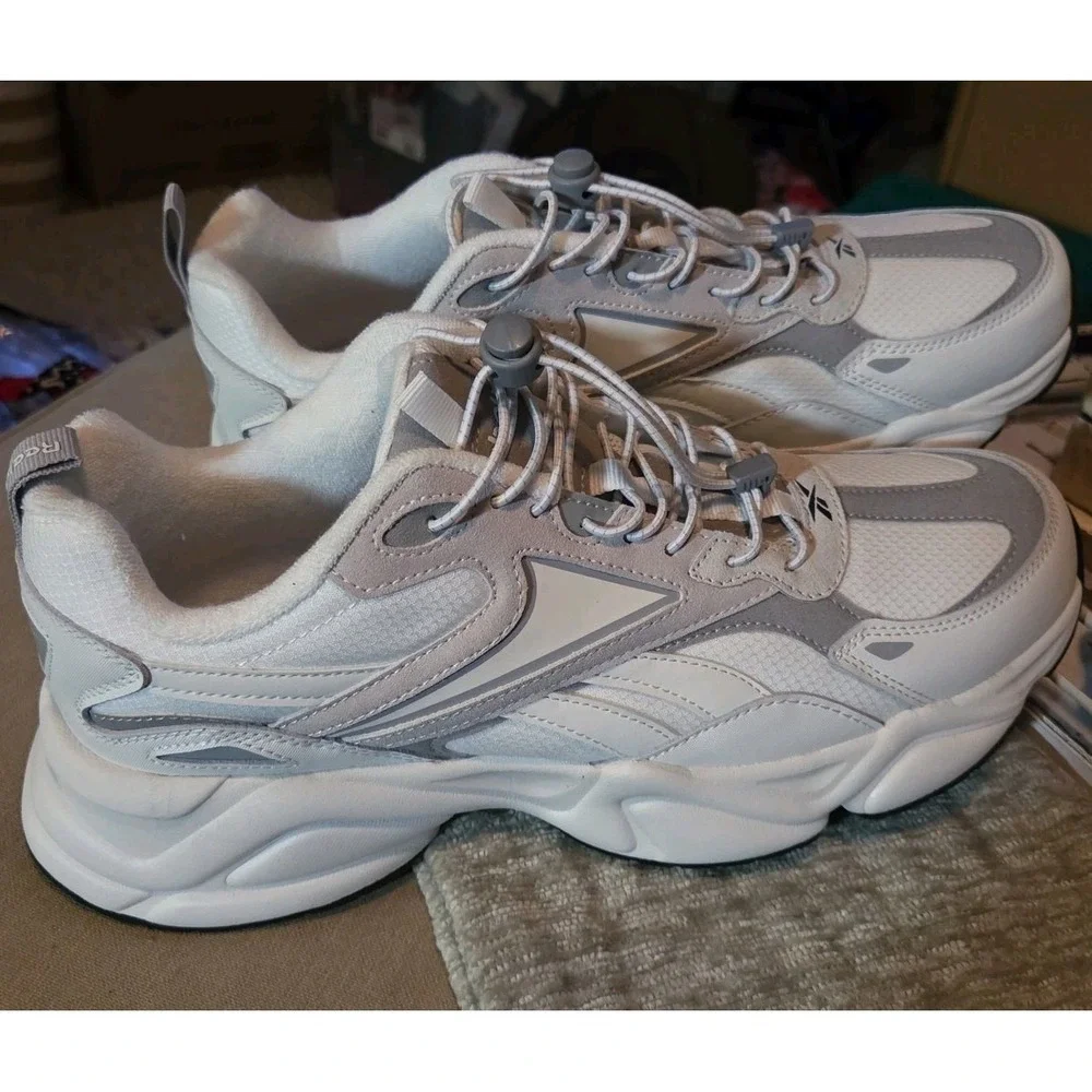Reebok Road‎ Prime White Silver Size 11 Mens Sneakers Running Shoes NEW