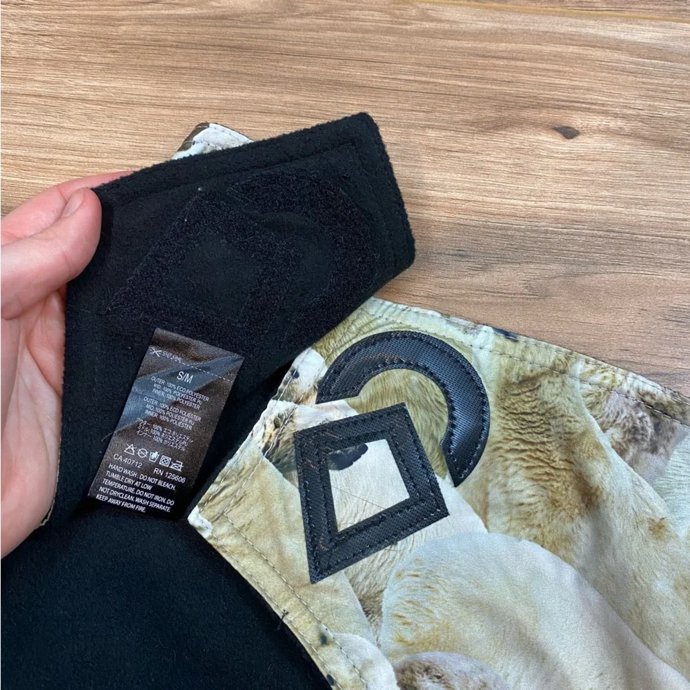 Airhole face mask