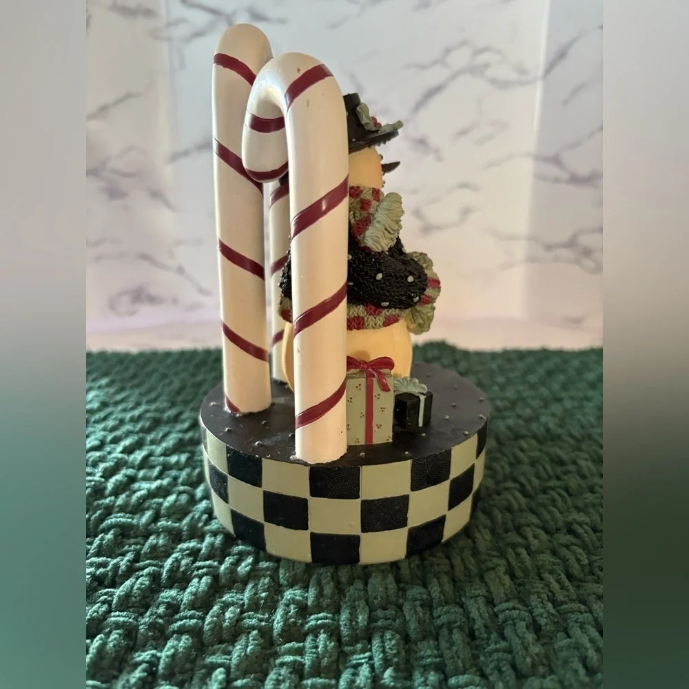 Artisan Flair snowman euc