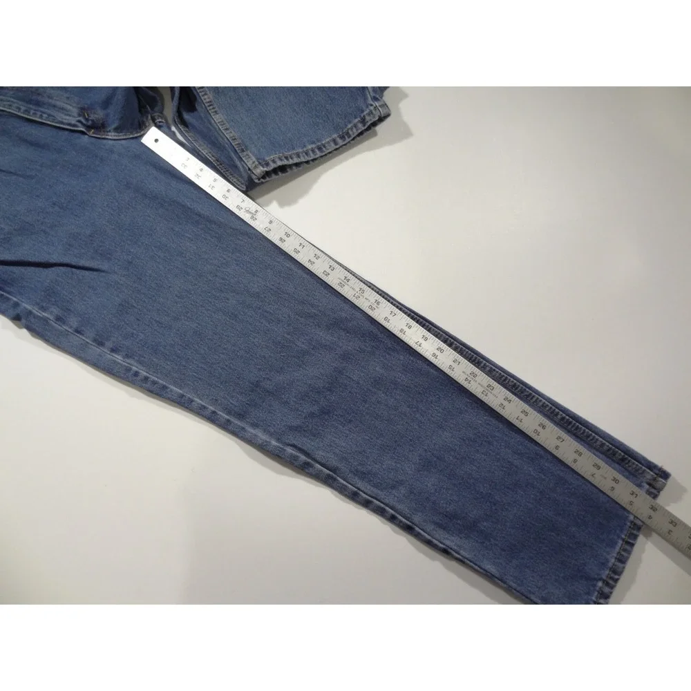 Levis levi 550