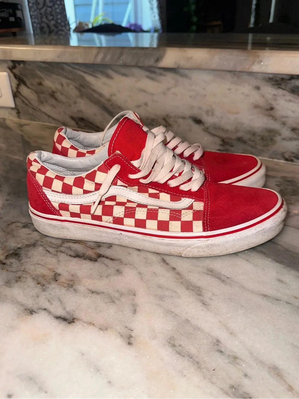 Vans classic red