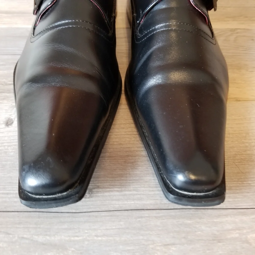 Zota black pointed