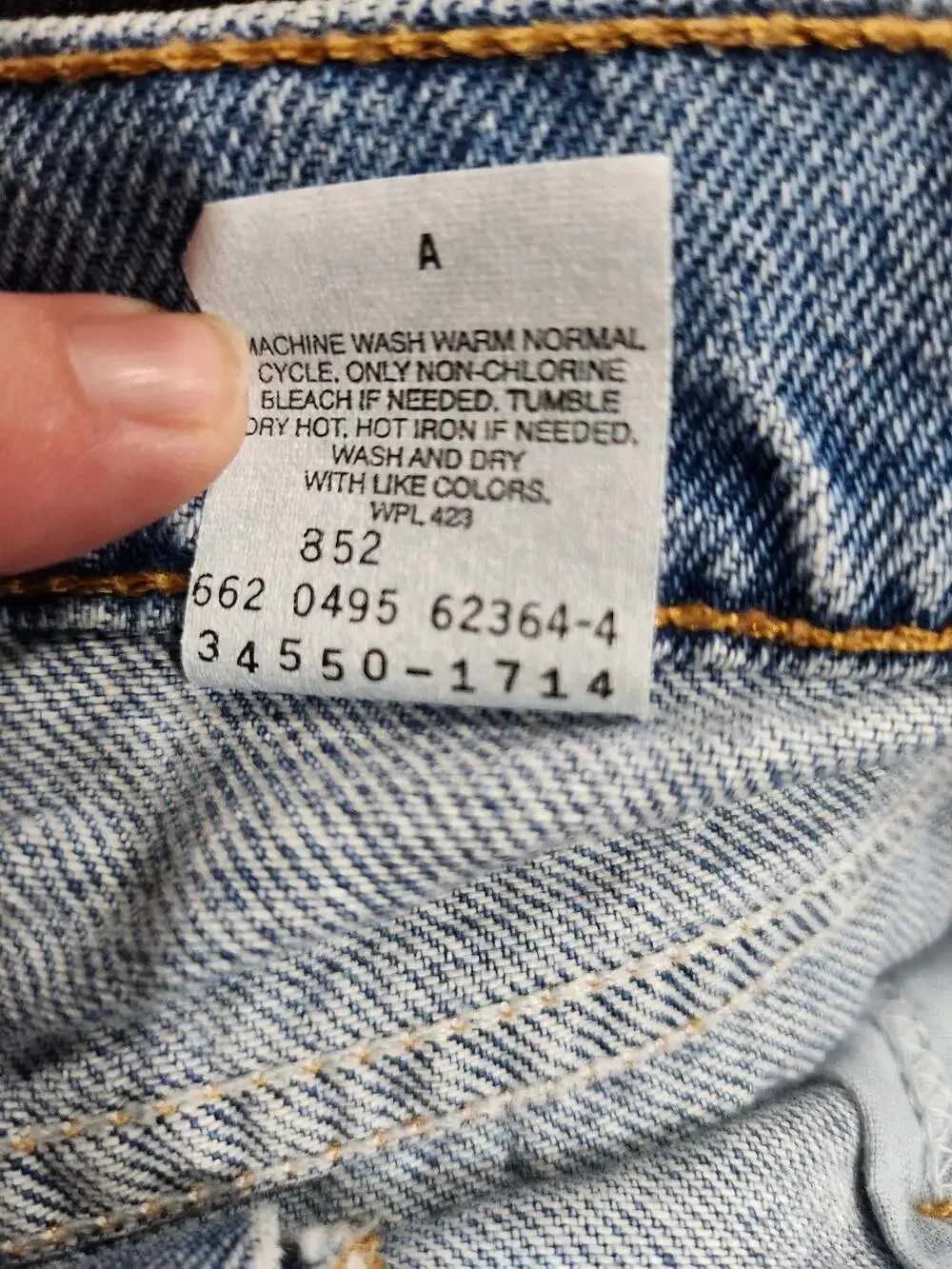 Levis levi 550