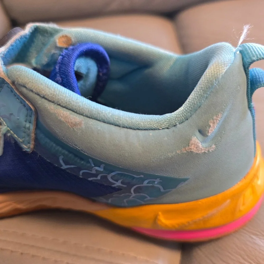 Nike lebron 18