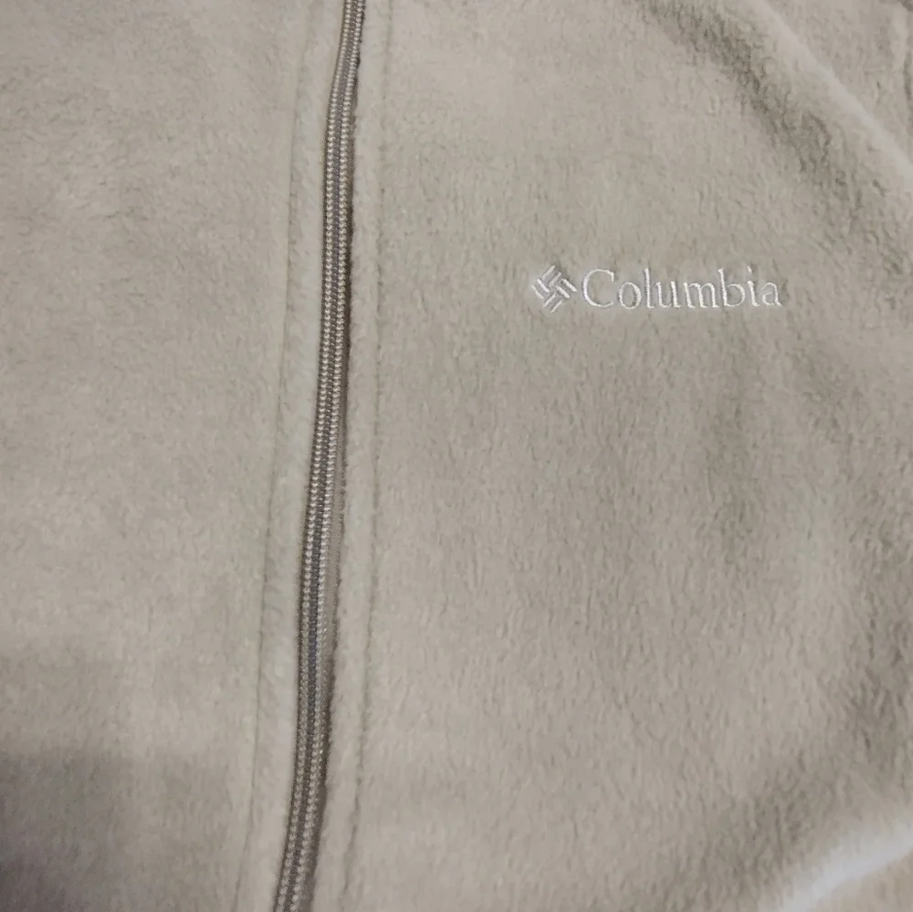 Columbia excellent used