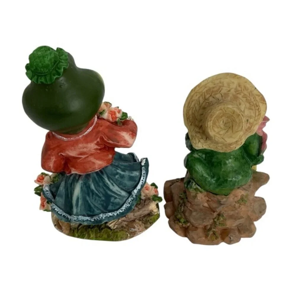 Vintage frog figurines