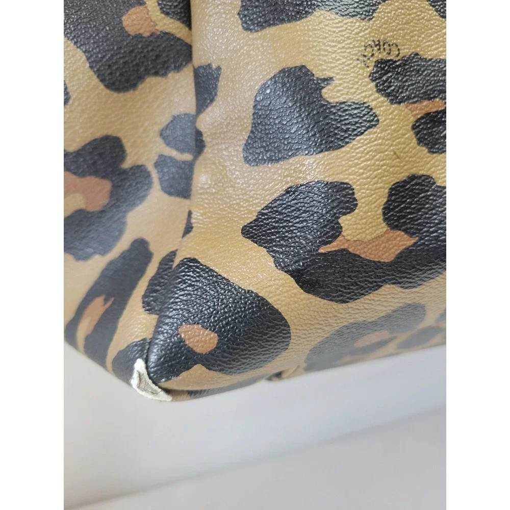 Coach Leopard Print Tote Bag Black Leather Straps purse‎