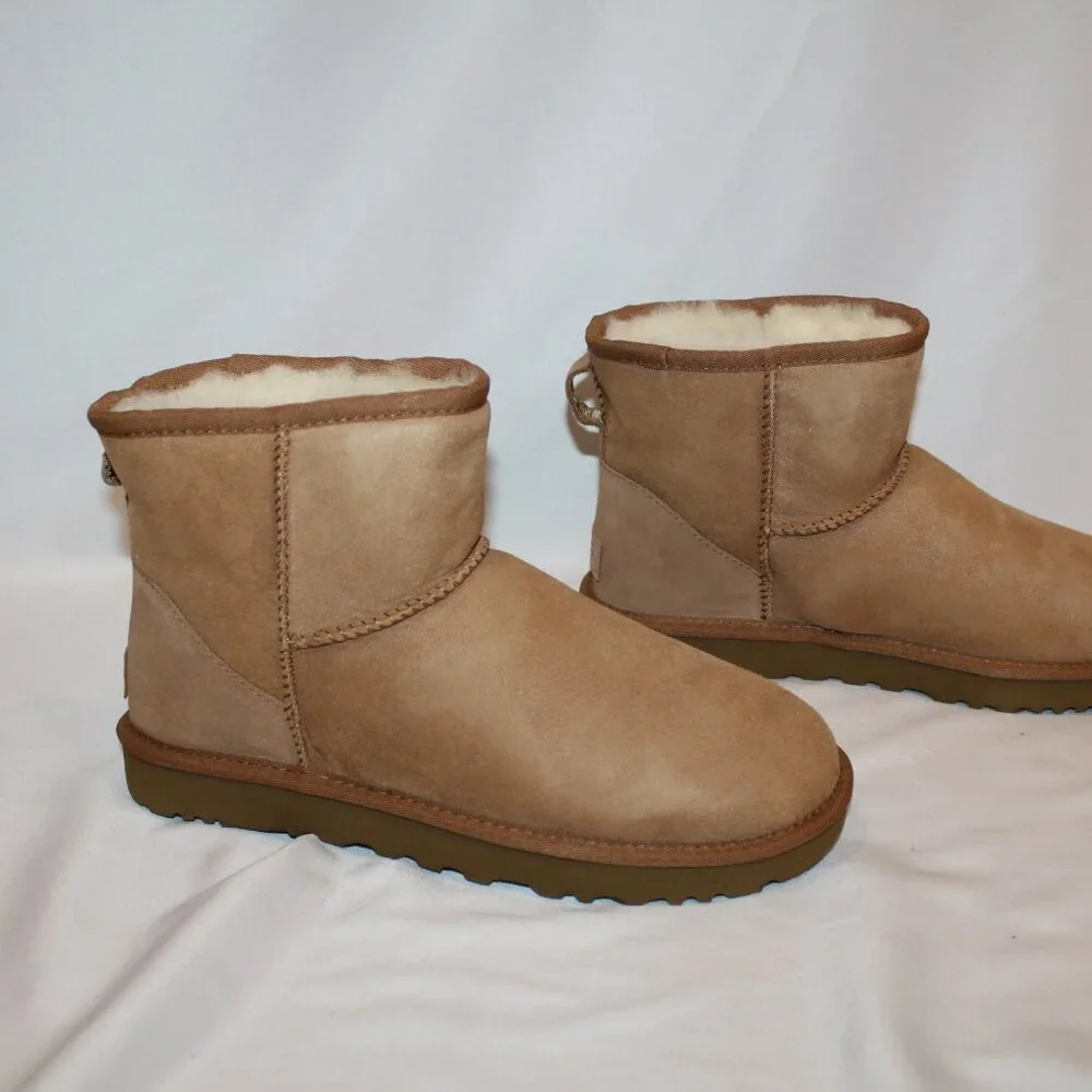UGG classic mini