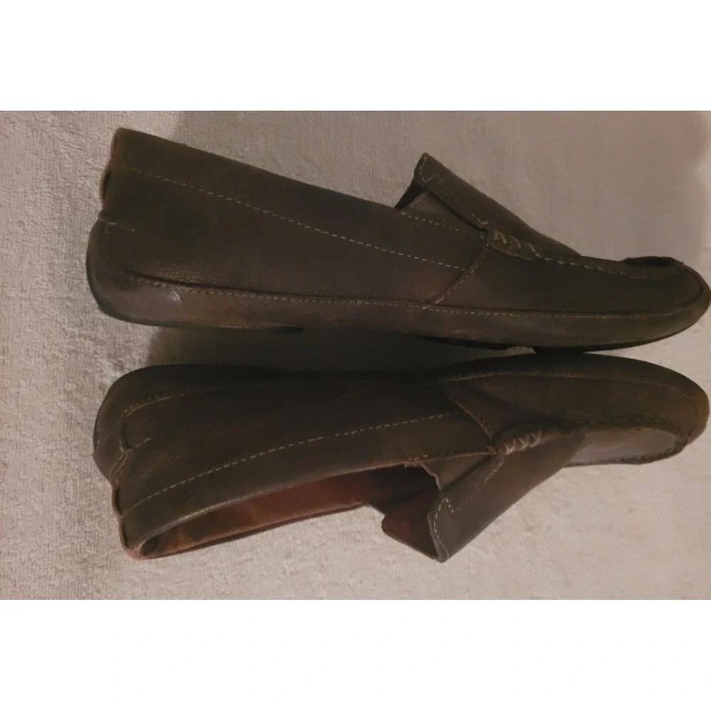 OluKai moloa leather