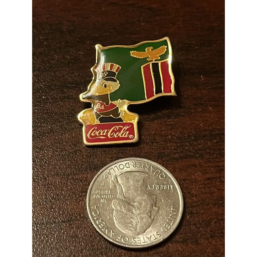 Coca Cola front pin