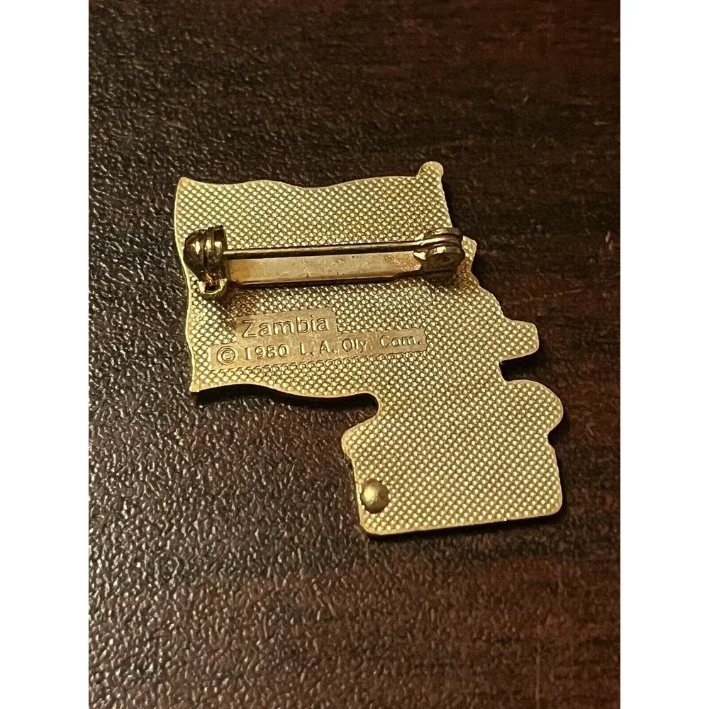 Coca Cola front pin