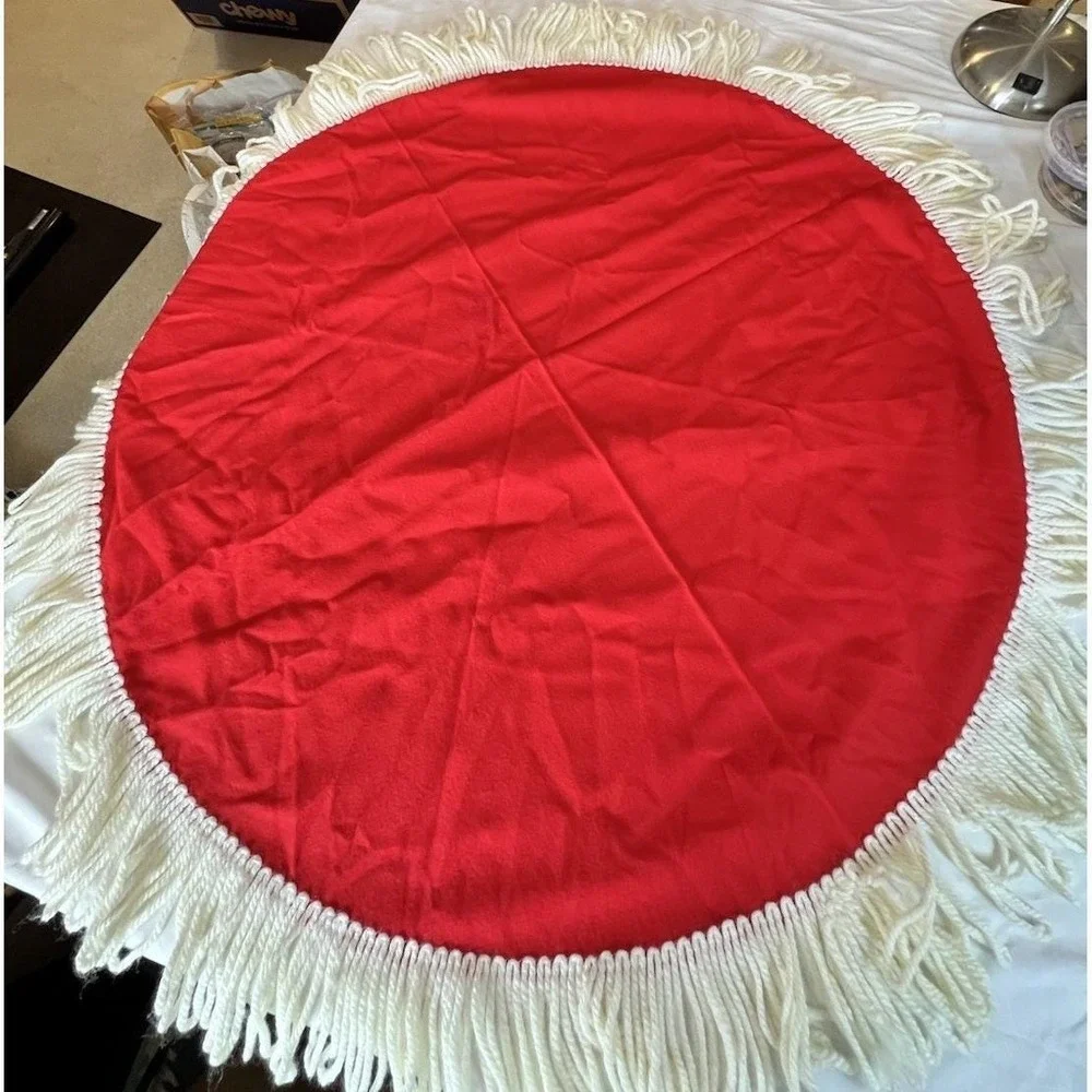 Vintage 80s Red Christmas Tablecloth Doily‎ 35