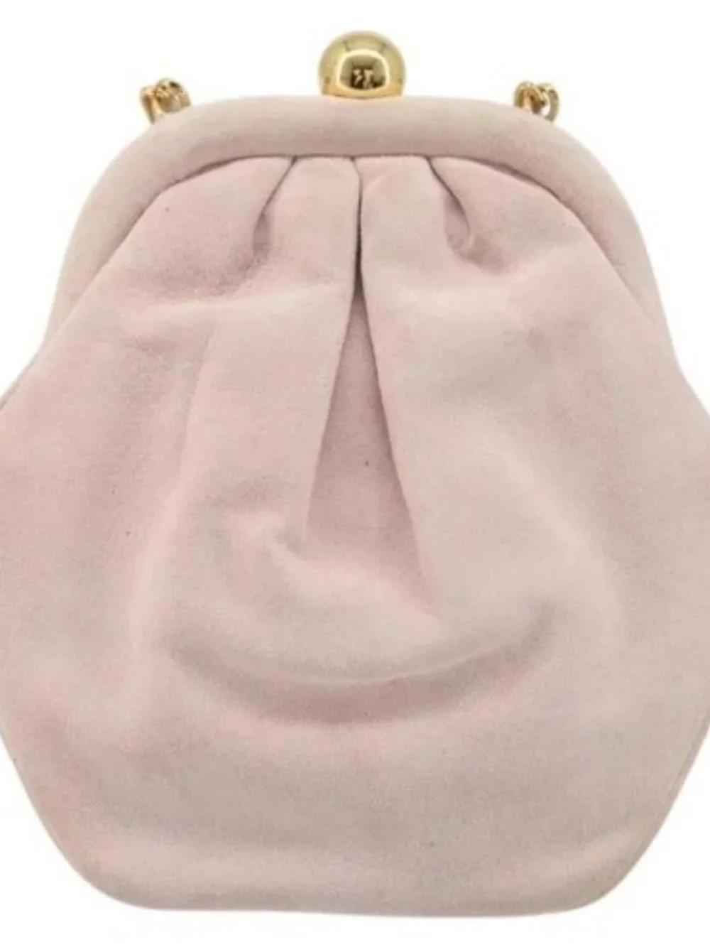 CHANEL brand	chanel color	pink