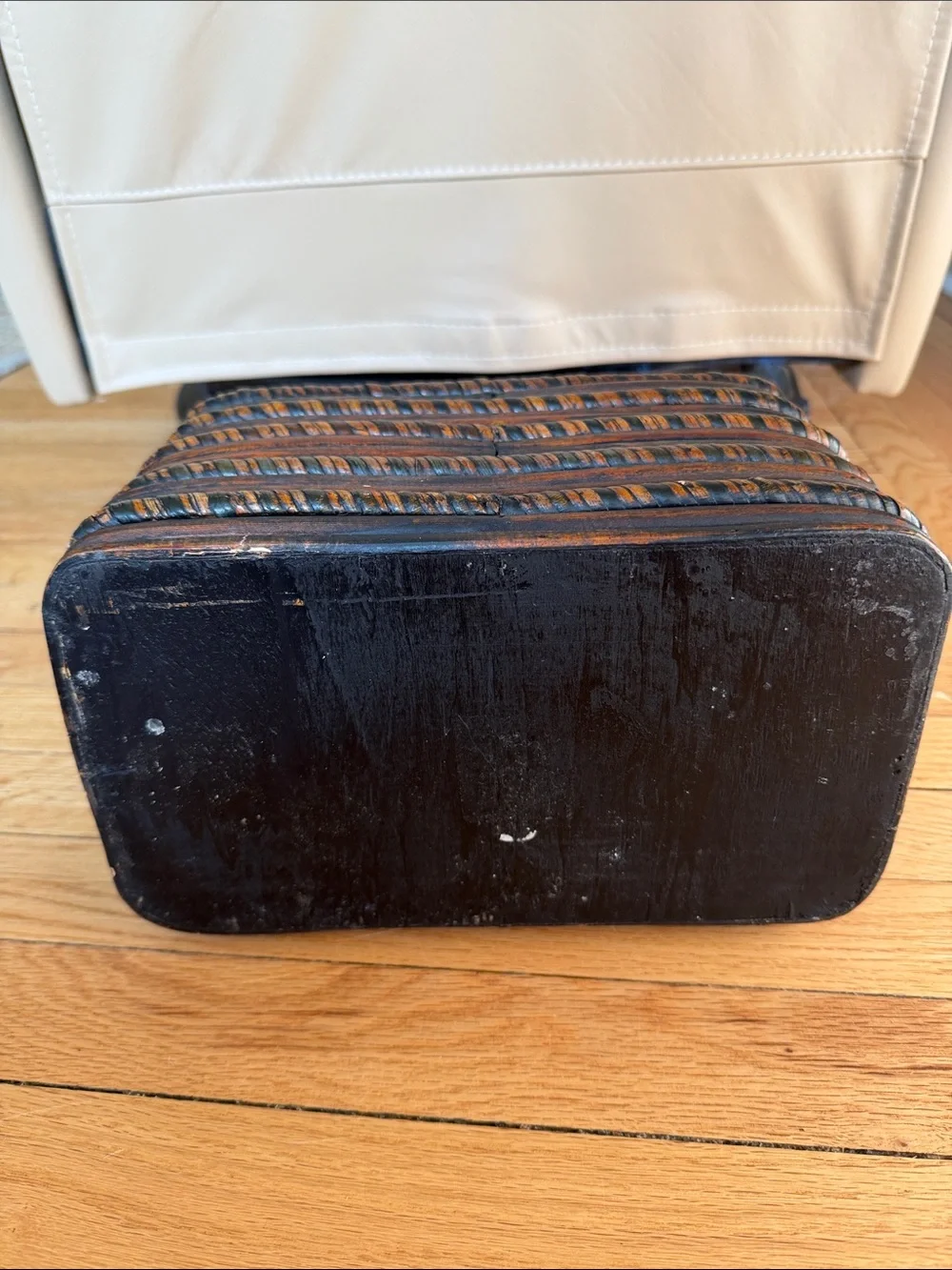 N/A handheld woven