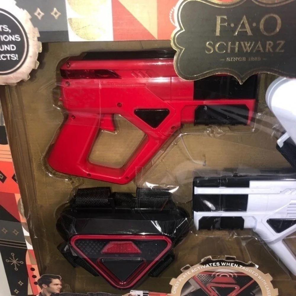 FAO Schwarz schwarz duel