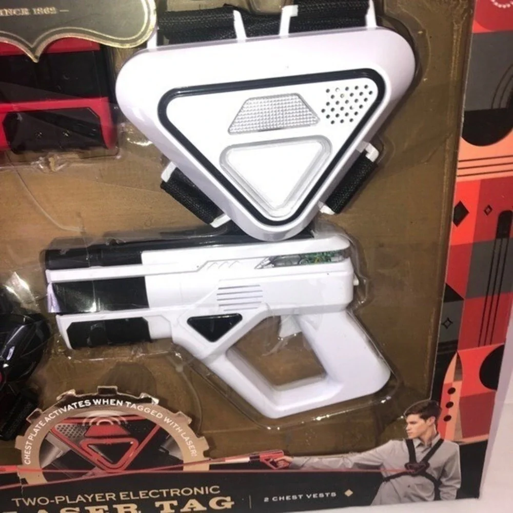 FAO Schwarz schwarz duel