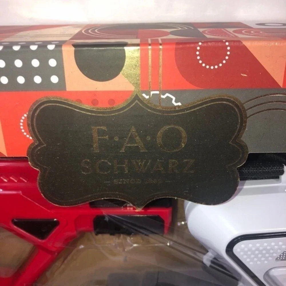 FAO Schwarz schwarz duel