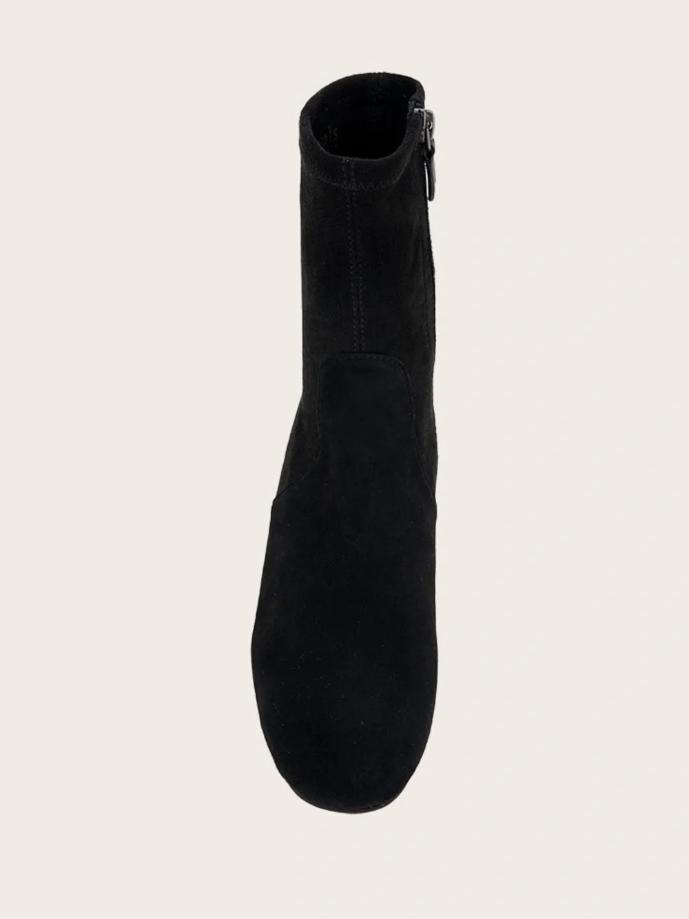 Kenneth Cole medium width