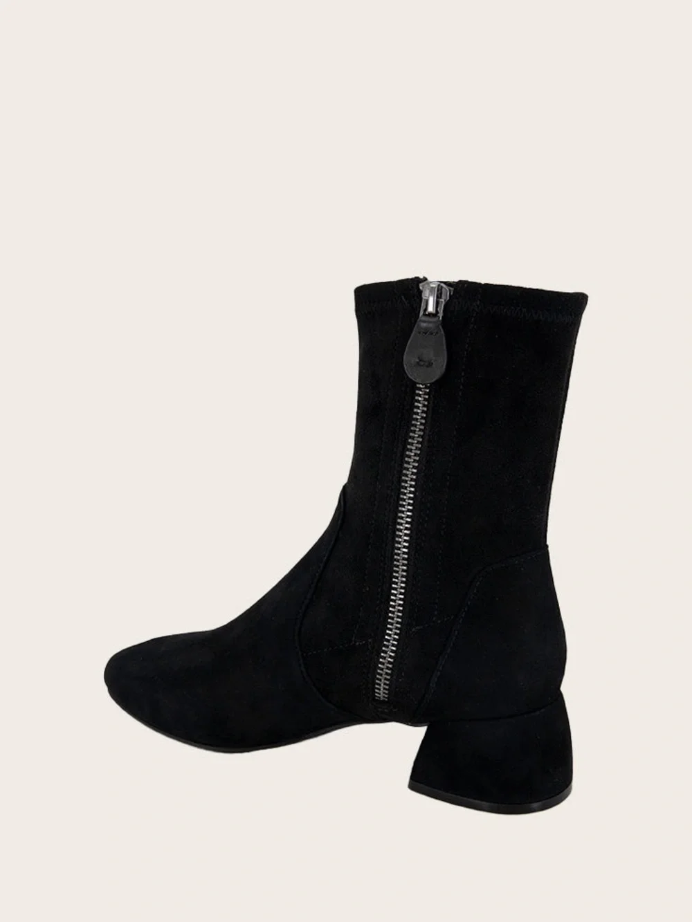 Kenneth Cole medium width